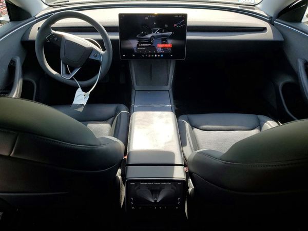 2026 TESLA MODEL 3