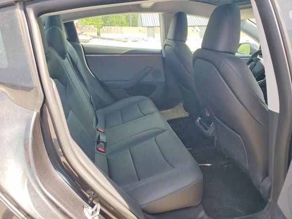 2026 TESLA MODEL 3