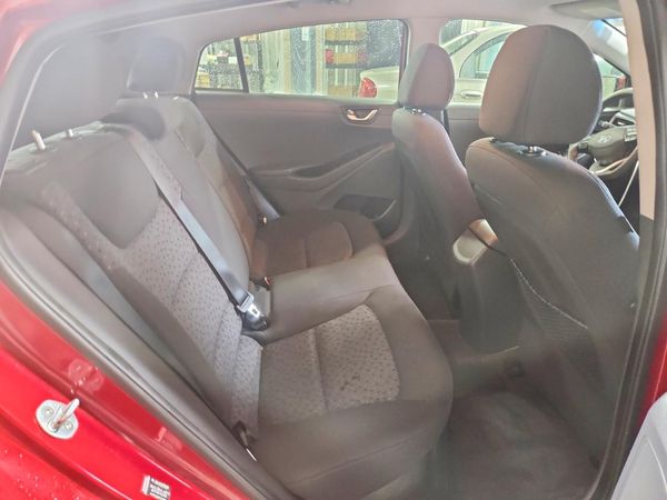 2019 HYUNDAI IONIQ Blue (HEV)