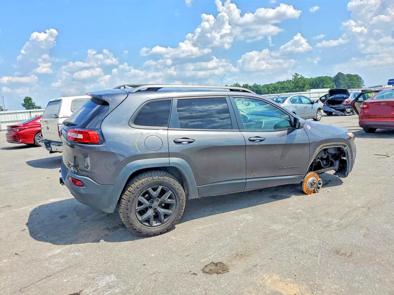 2016 JEEP CHEROKEE TRAILHAWK 4X4
