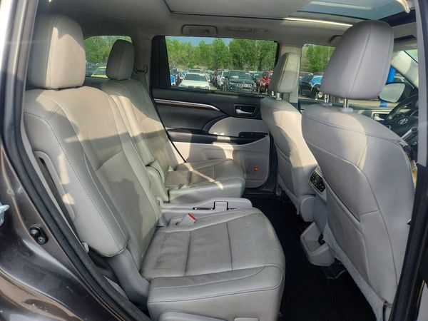 2016 TOYOTA HIGHLANDER Base/Hybrid