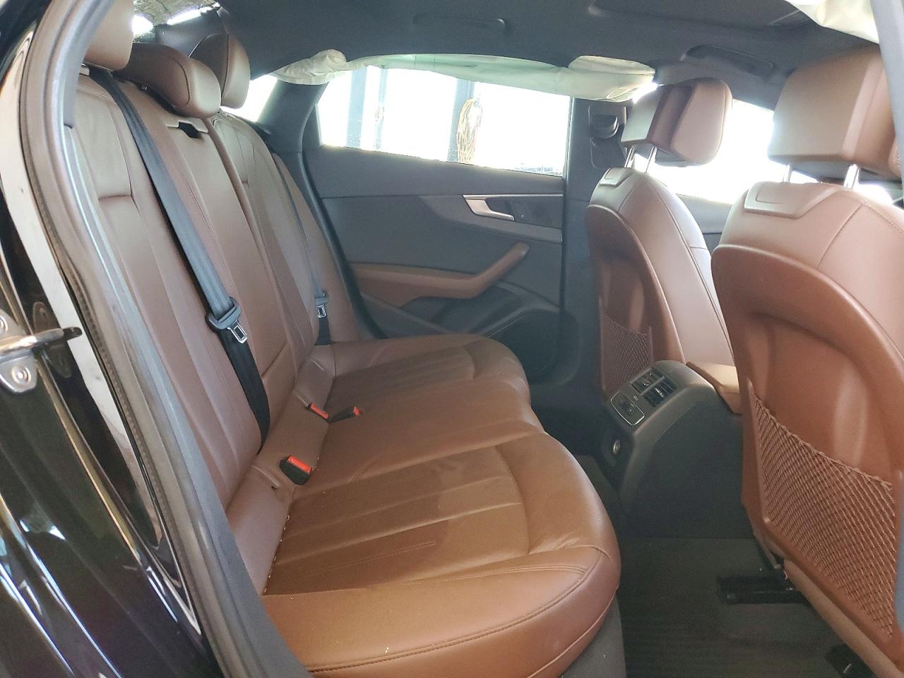 2017 AUDI A4 quattro Premium