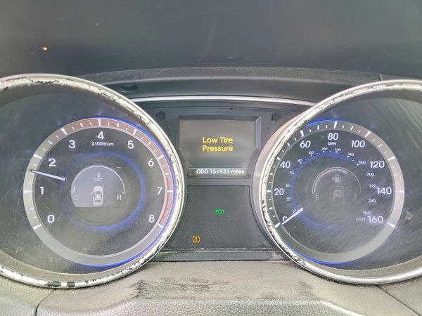 2014 HYUNDAI SONATA