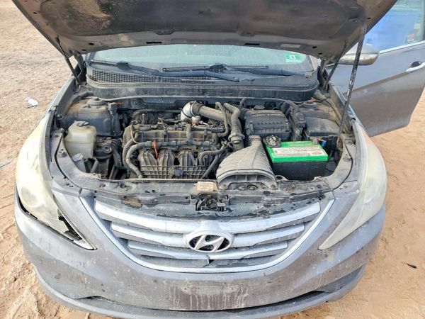 2014 HYUNDAI SONATA
