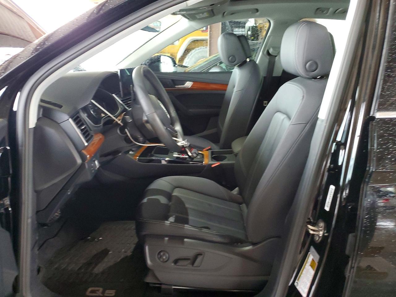 2023 AUDI Q5 quattro Premium