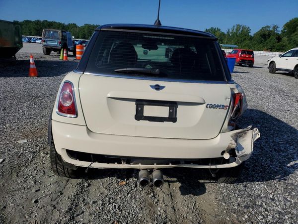 2013 MINI COOPER
