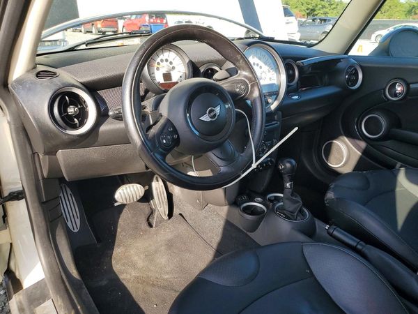 2013 MINI COOPER