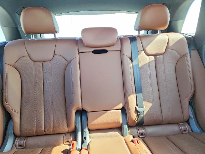 2019 AUDI Q5 quattro Premium Plus