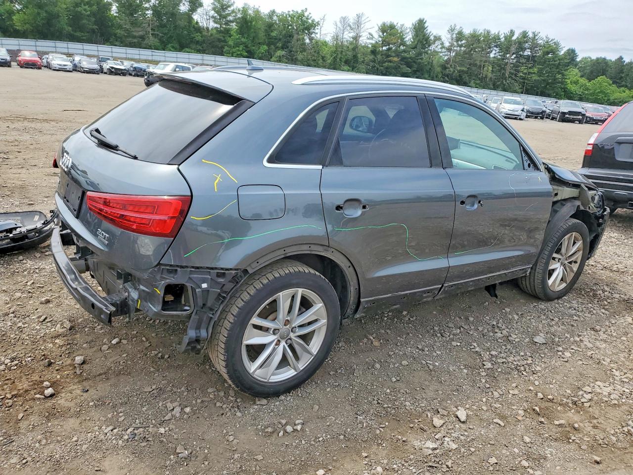 2018 AUDI Q3