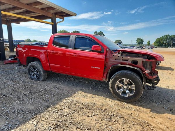 2015 CHEVROLET COLORADO LT