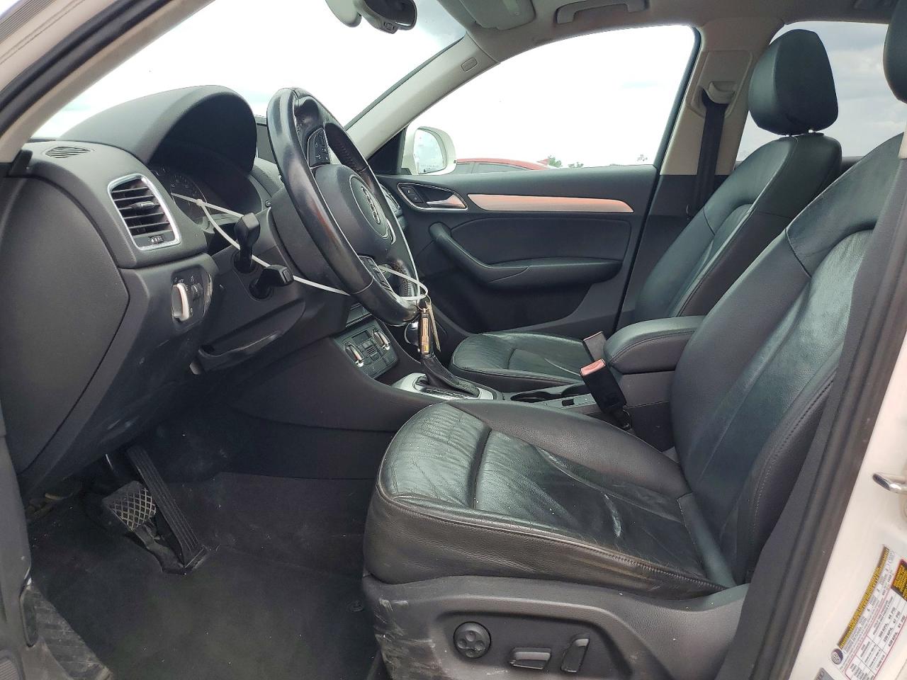 2015 AUDI Q3 Premium Plus