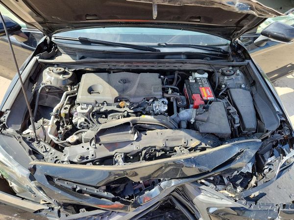 2021 TOYOTA CAMRY SE + Convenient Pkg — Engine bay