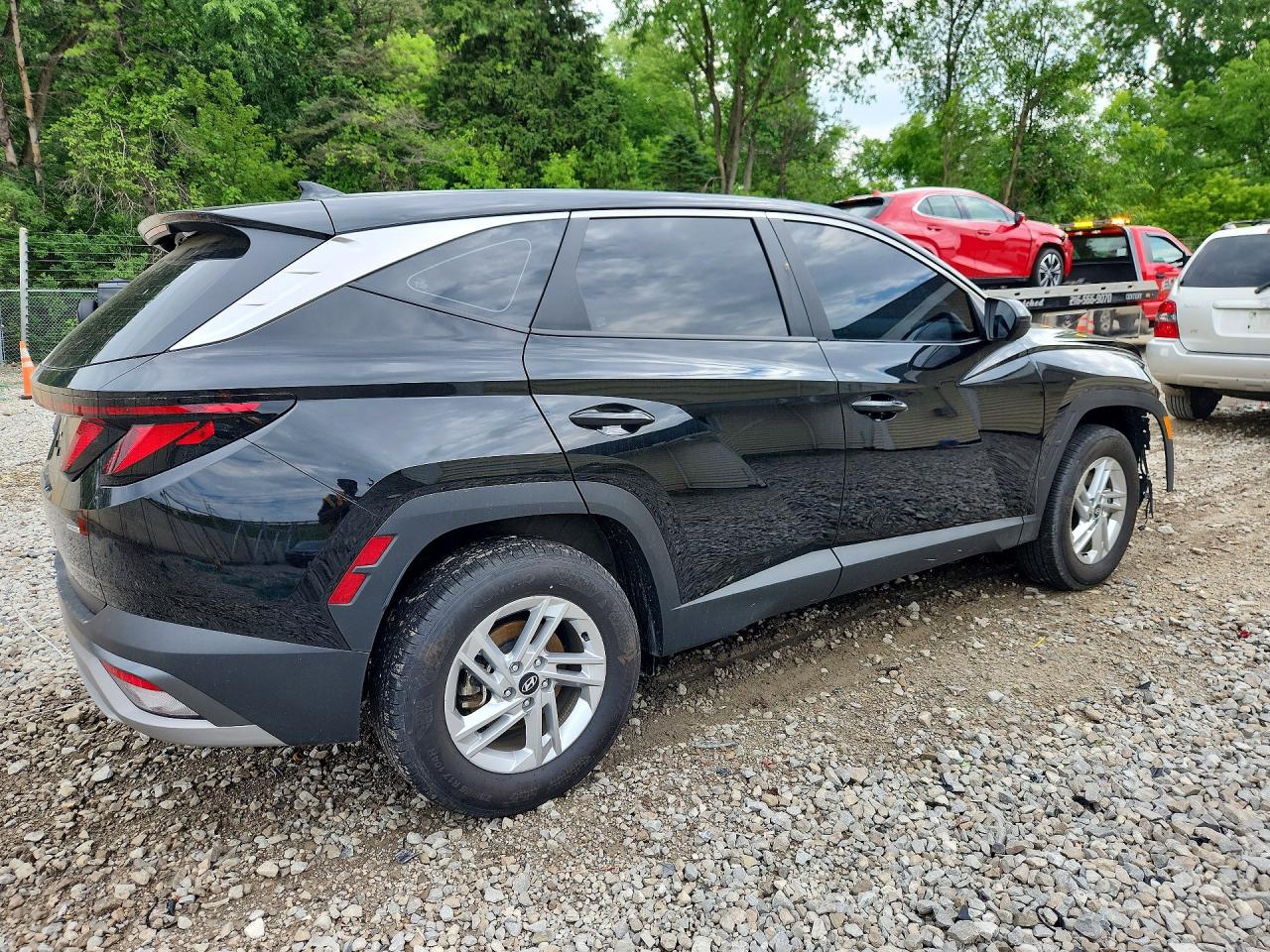 2025 HYUNDAI TUCSON SE