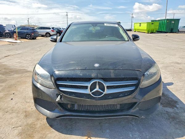 2015 MERCEDES-BENZ C Base