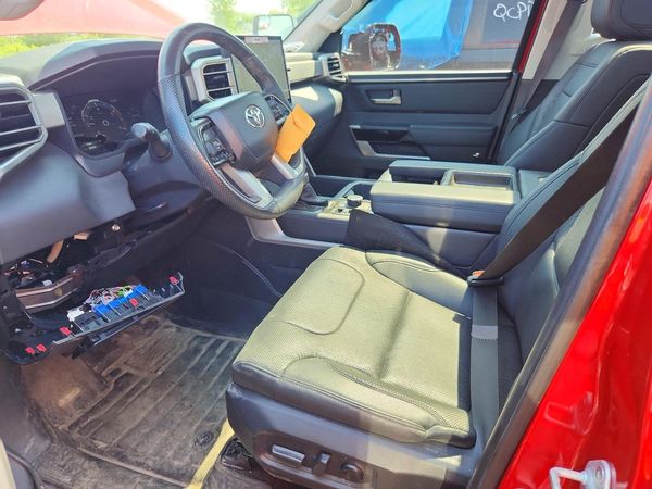 2024 TOYOTA TUNDRA Others