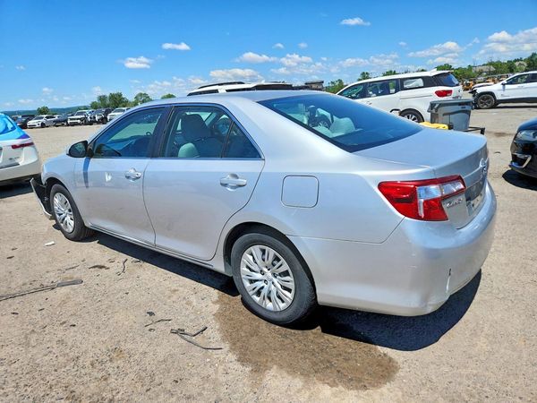 2013 TOYOTA CAMRY