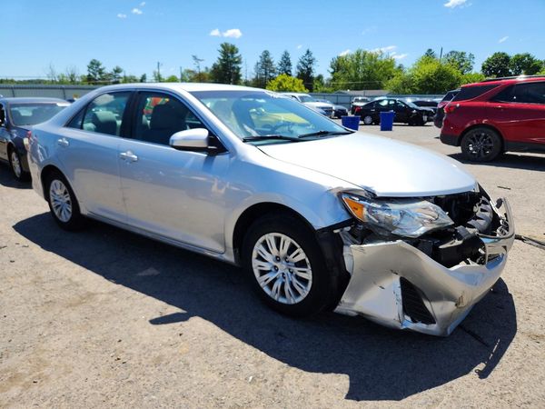 2013 TOYOTA CAMRY