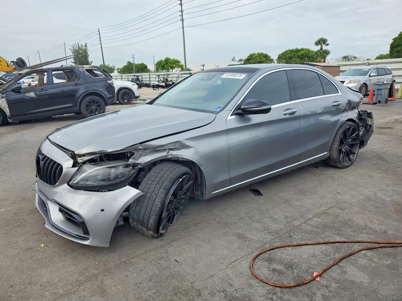 2016 MERCEDES-BENZ C C300