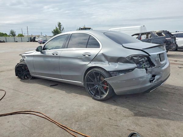 2016 MERCEDES-BENZ C C300