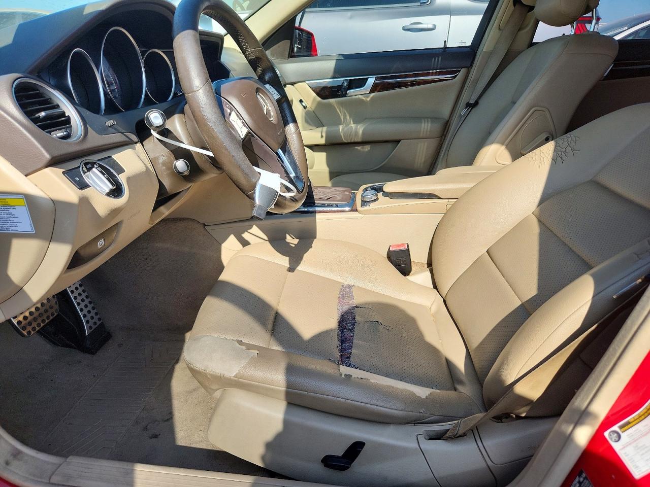 2014 MERCEDES-BENZ C C250