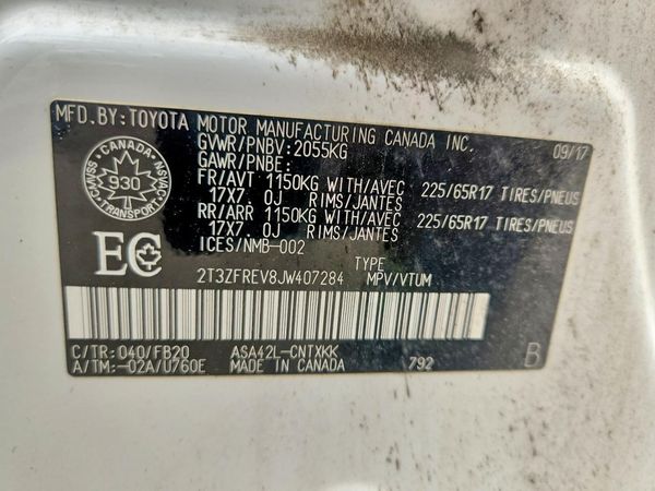2018 TOYOTA RAV4 LE