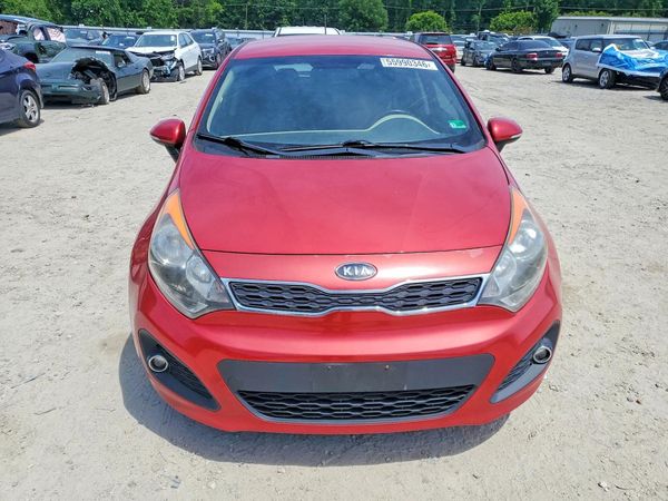 2013 KIA RIO 5-DOOR EX / SX