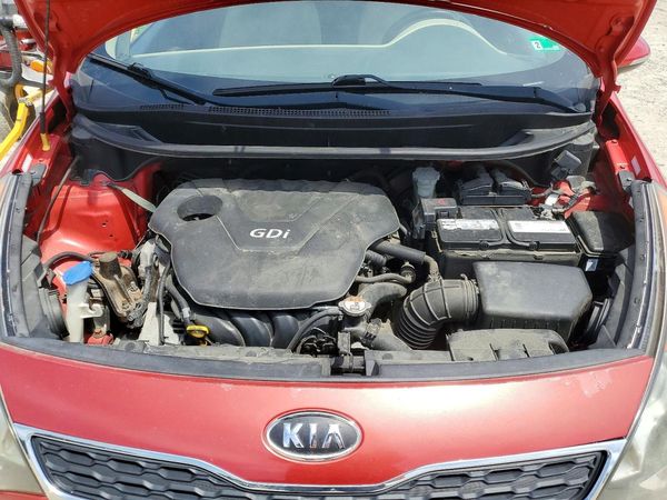 2013 KIA RIO 5-DOOR EX / SX