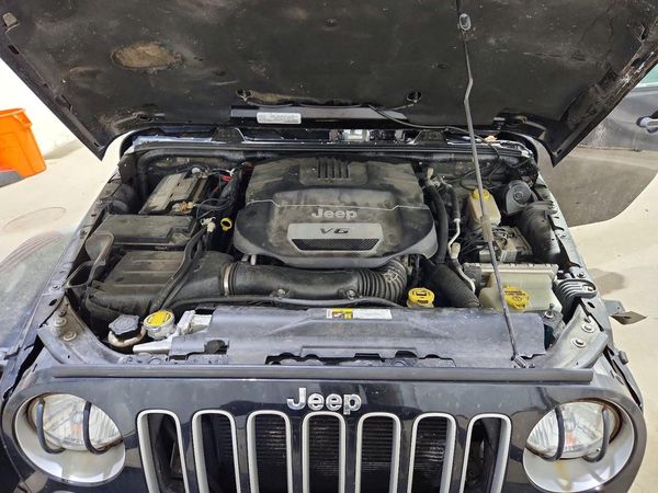 2016 JEEP WRANGLER UNLIMITED SAHARA 4X4