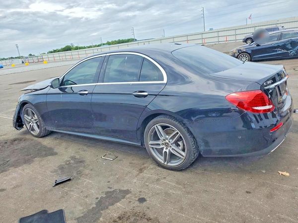 2018 MERCEDES-BENZ E E300