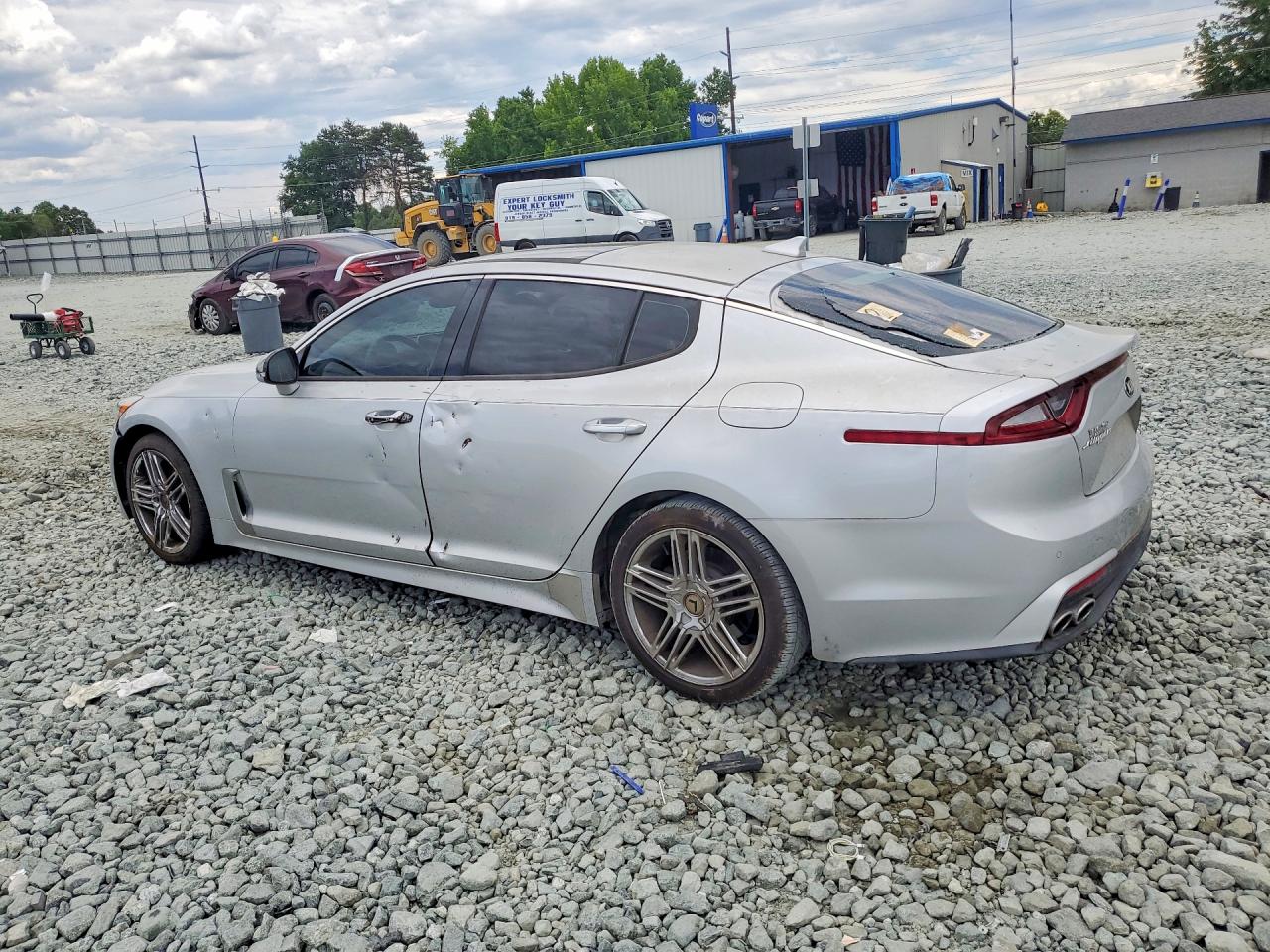 2018 KIA STINGER Premium