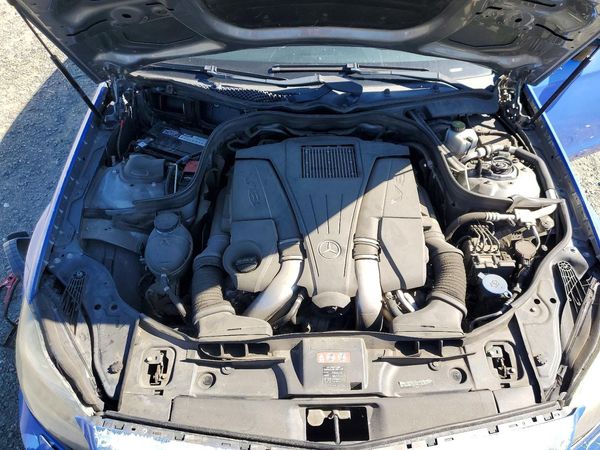 2013 MERCEDES-BENZ CLS-CLASS CLS550 4-MATIC — Engine bay