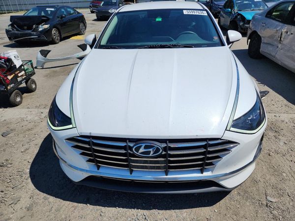 2020 HYUNDAI SONATA SE