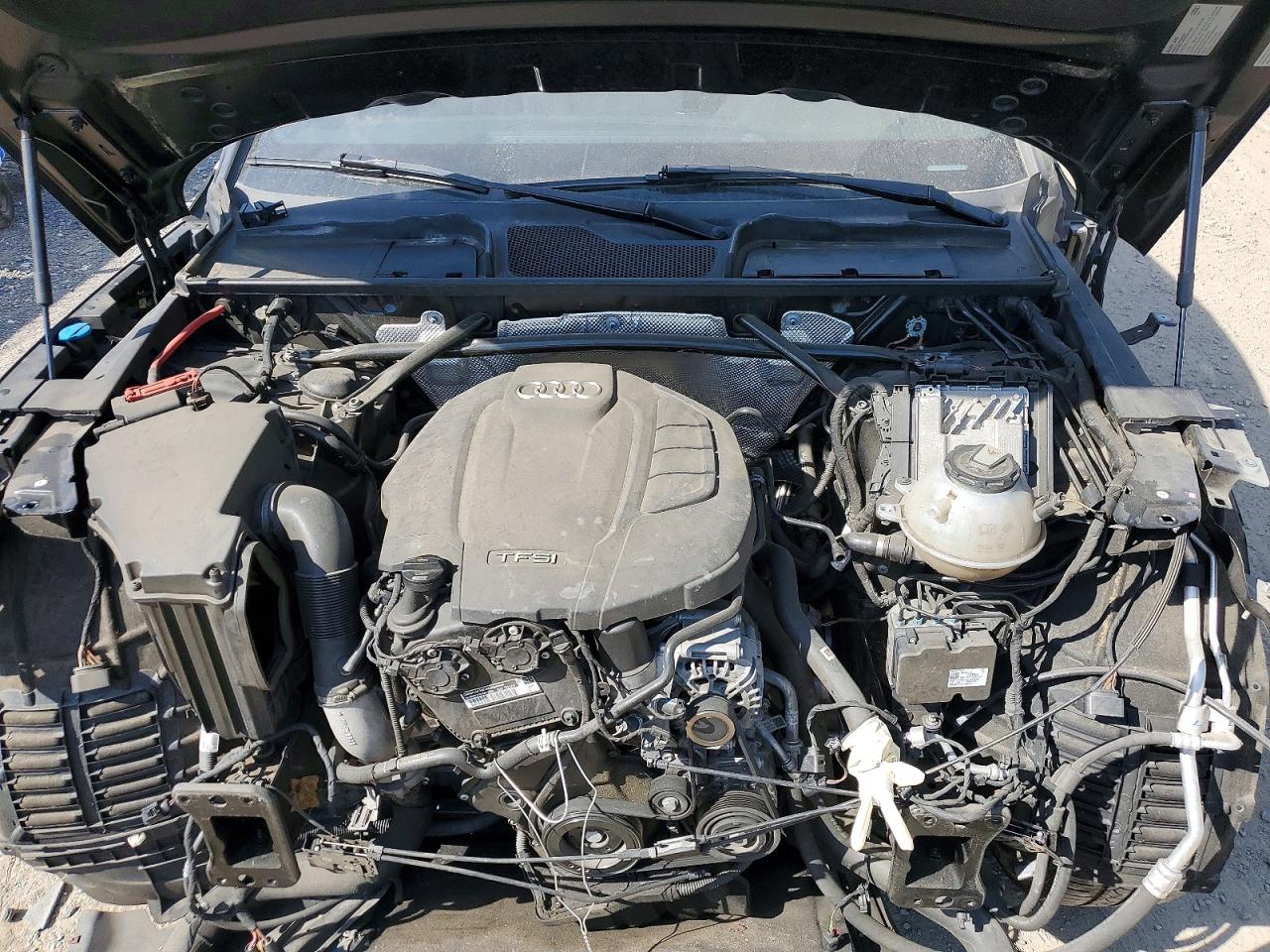 2018 AUDI Q5 quattro Premium Plus