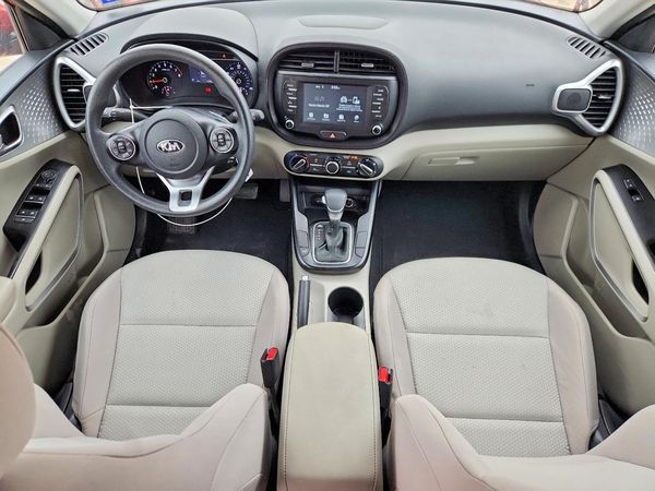 2021 KIA SOUL LX, S, X-Line