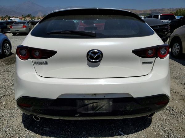 2024 MAZDA 3 Preferred Package