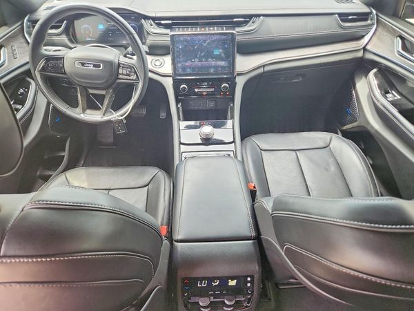 2022 JEEP GRAND CHEROKEE L OVERLAND 4X2