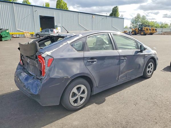 2014 TOYOTA PRIUS