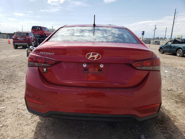 2018 HYUNDAI ACCENT SE and SEL