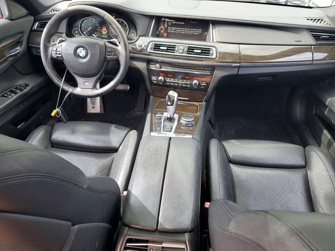 2015 BMW 740