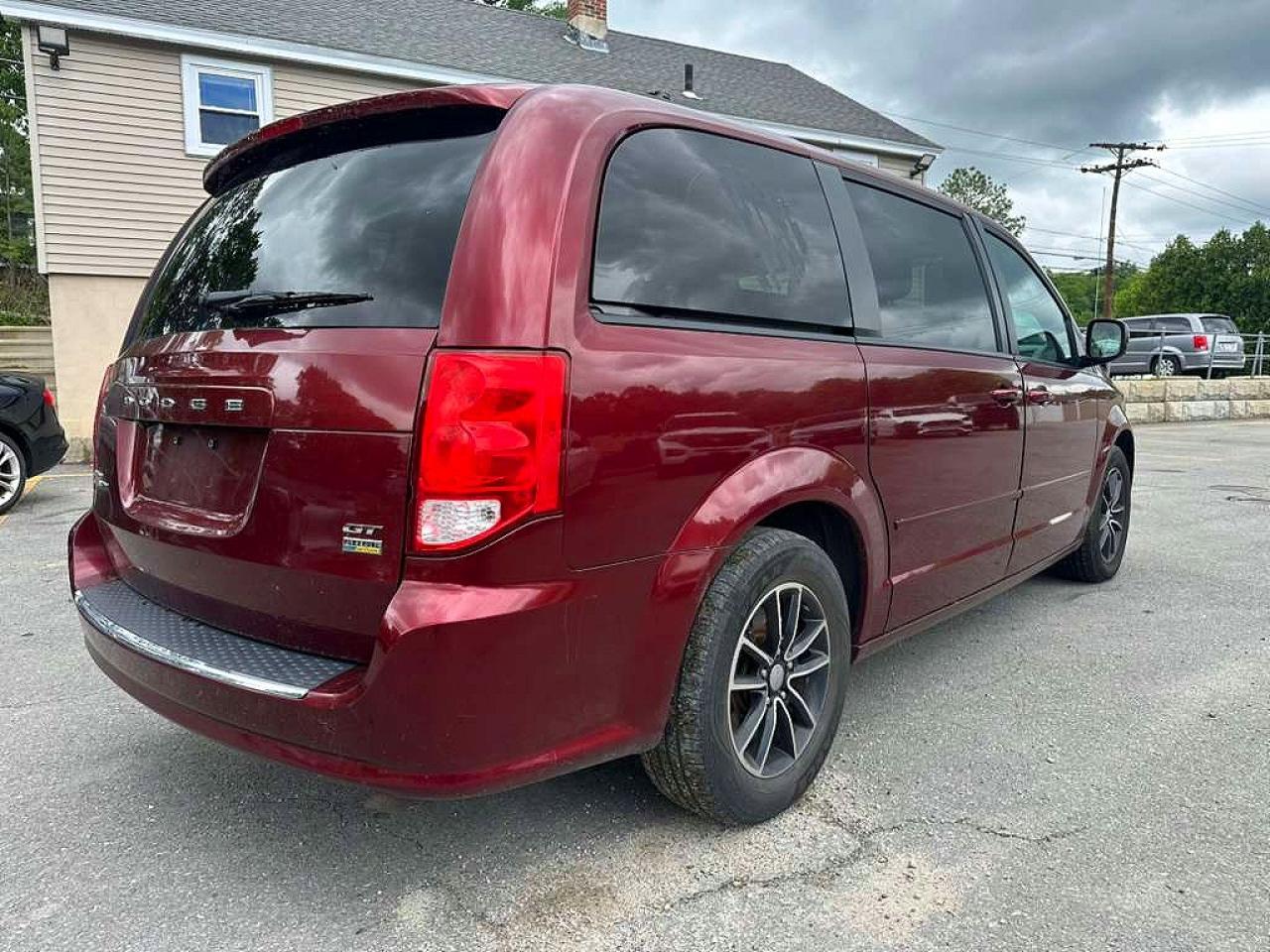 2017 DODGE GRAND CARAVAN GT