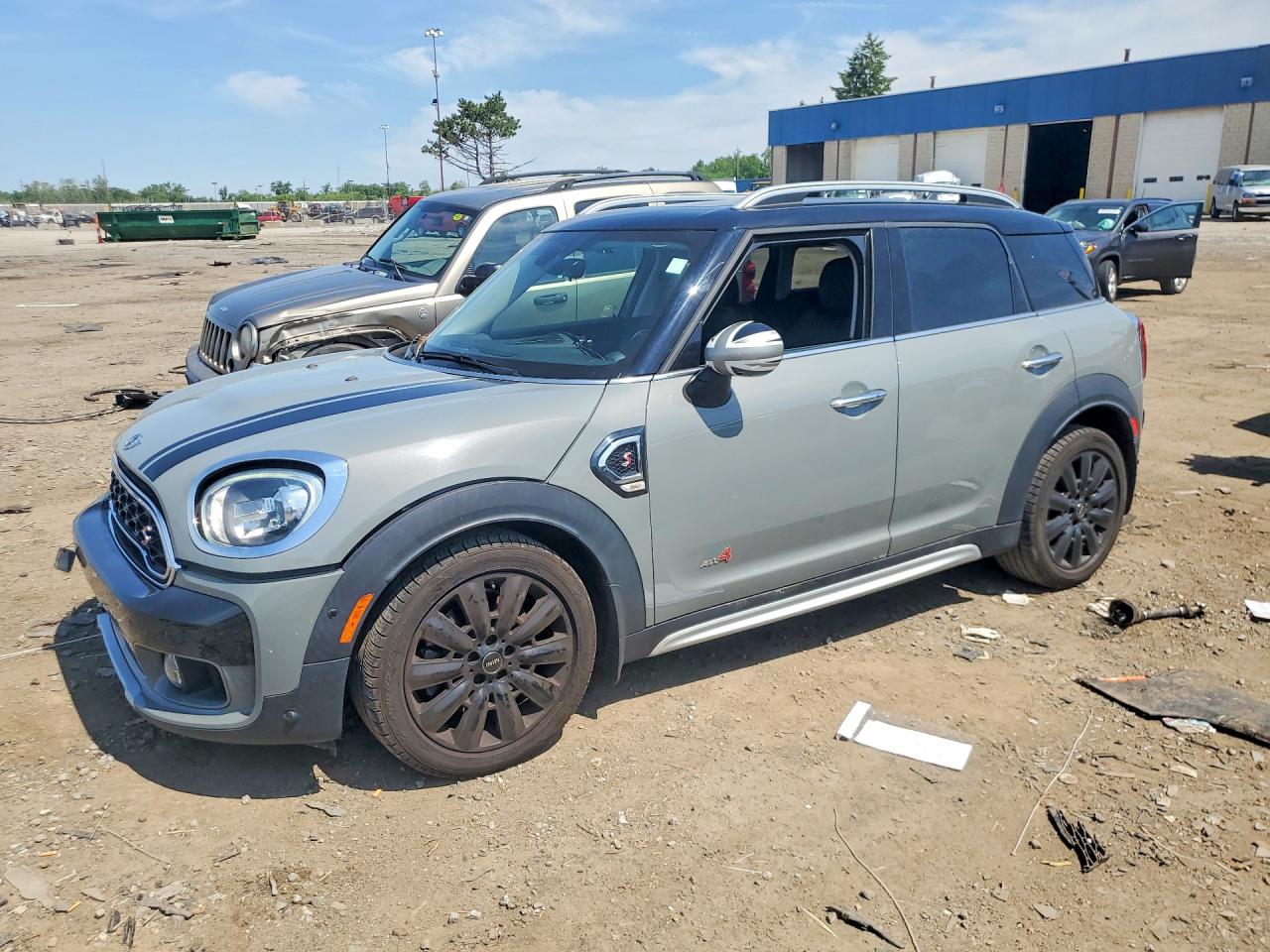 2018 MINI COOPER