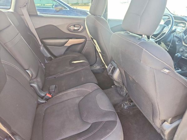 2017 JEEP CHEROKEE LATITUDE 4X4