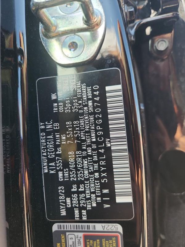2023 KIA SORENTO S