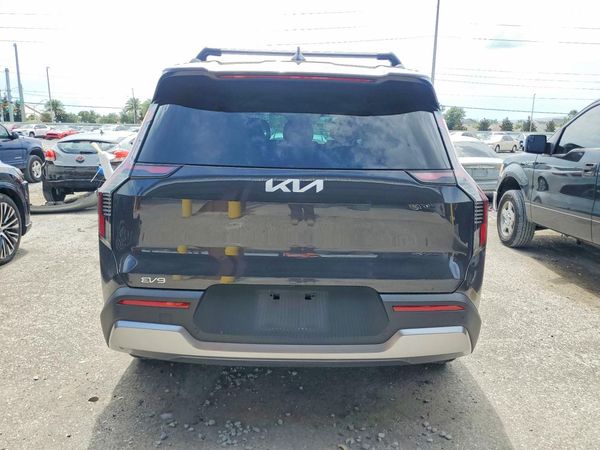 2024 KIA EV9 Wind