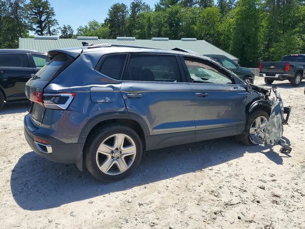 2024 VOLKSWAGEN TAOS 4Motion SEL