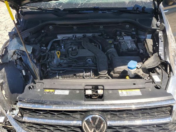 2024 VOLKSWAGEN TAOS 4Motion SEL