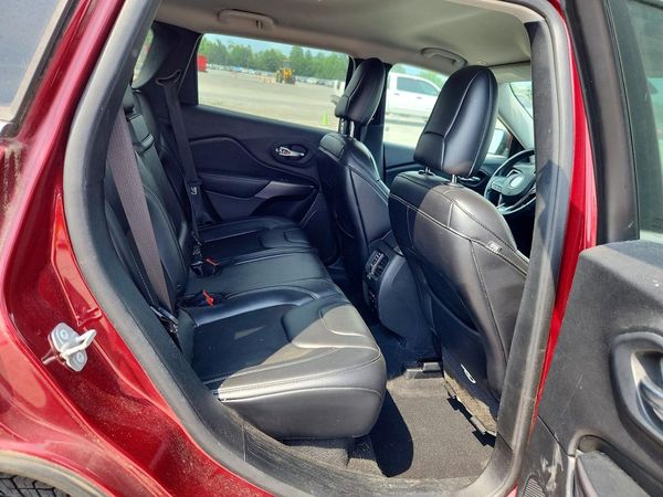 2019 JEEP CHEROKEE LATITUDE PLUS 4X4