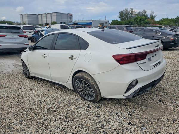 2022 KIA FORTE GT Line