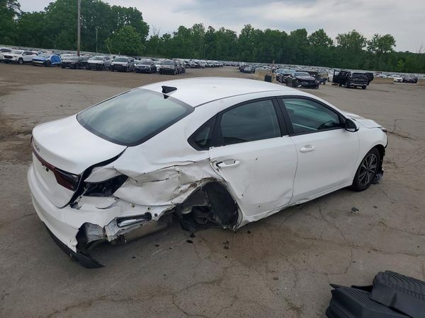 2024 KIA FORTE