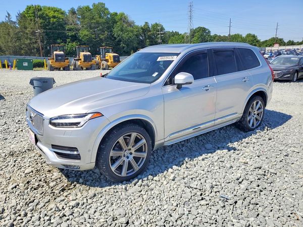 2018 VOLVO XC90
